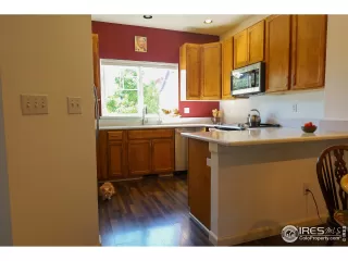 Photo #4: 950314 Listing