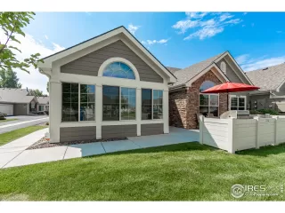 Photo #2: 950323 Listing