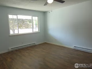 Photo #4: 950341 Listing
