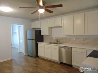Photo #5: 950341 Listing