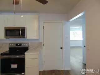Photo #6: 950341 Listing