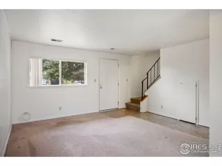 Photo #5: 950367 Listing 