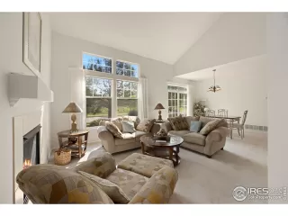 Photo #2: 950384 Listing