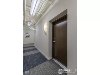 Photo #4: 950411 Listing