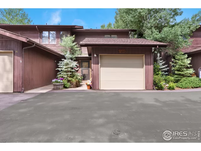 MLS: 950425 Condo For Sale