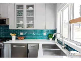 Photo #4: 950432 Listing