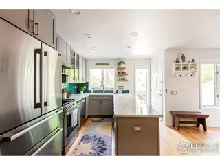 Photo #6: 950432 Listing