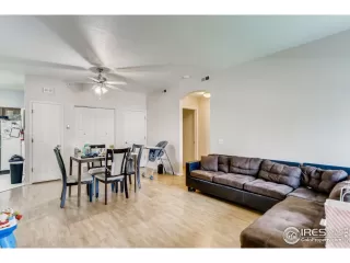 Photo #6: 950458 Listing