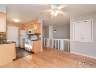 Photo #2: 950472 Listing