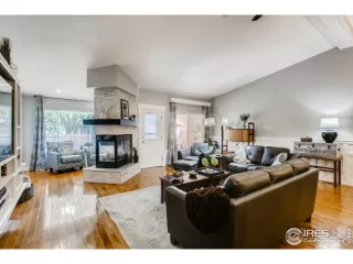 Photo #4: 950544 Listing