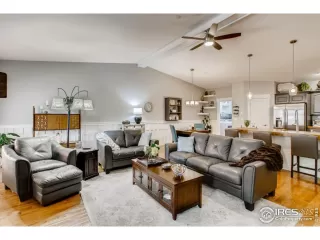 Photo #6: 950544 Listing