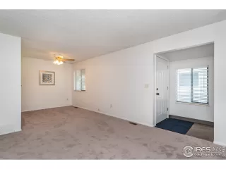 Photo #3: 950553 Listing