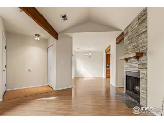 Photo #4: 950561 Listing 