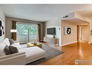 Photo #5: 950632 Listing 