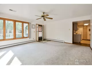 Photo #6: 950636 Listing 