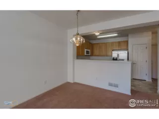 Photo #5: 950640 Listing