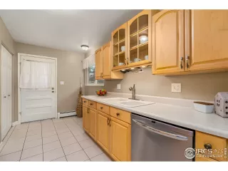 Photo #3: 950651 Listing 