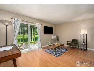 Photo #5: 950651 Listing 