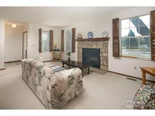 Photo #1: 950711 Listing