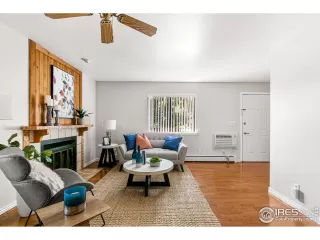 Photo #2: 950728 Listing 