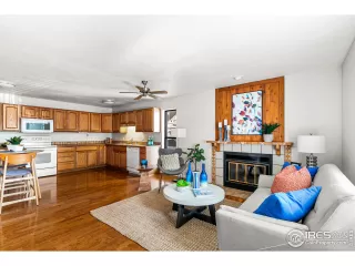 Photo #3: 950728 Listing 