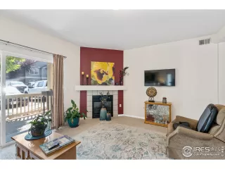 Photo #6: 950780 Listing