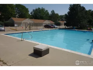 Photo #4: 950784 Listing 