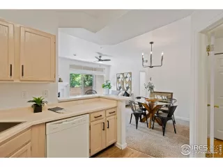 Photo #6: 950794 Listing