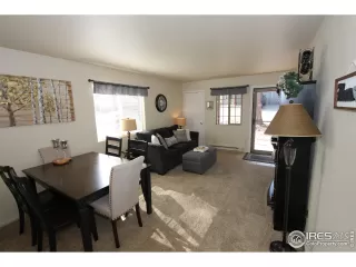 Photo #5: 950816 Listing