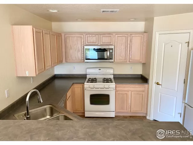 MLS: 950862 Condo For Sale