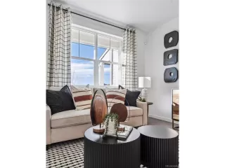 Photo #5: 9509150 Listing