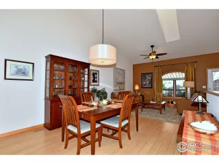 Photo #6: 950916 Listing 