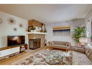 Photo #2: 950970 Listing 