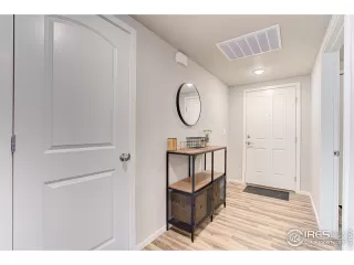 Photo #2: 951063 Listing