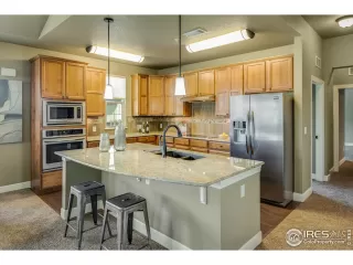 Photo #4: 951079 Listing 