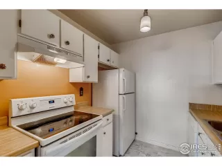 Photo #4: 951086 Listing 