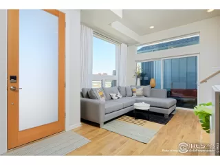 Photo #3: 951144 Listing 