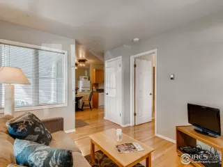 Photo #2: 951152 Listing 