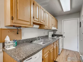 Photo #3: 951152 Listing 