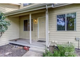 Photo #2: 951168 Listing