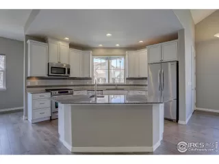 Photo #1: 951179 Listing