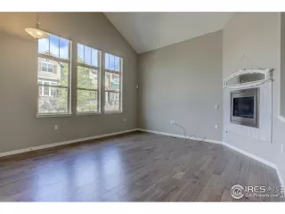 Photo #3: 951179 Listing