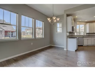 Photo #5: 951179 Listing