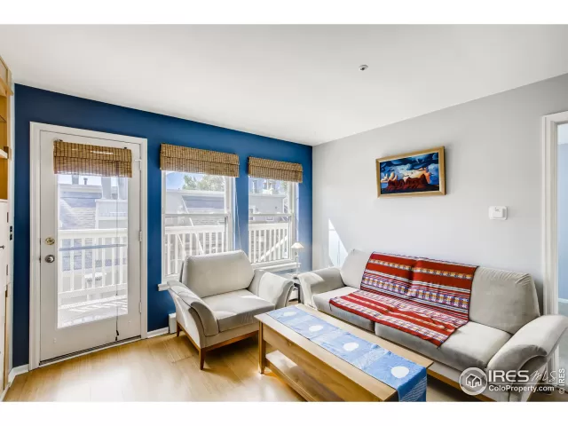 MLS: 951199 Condo For Sale