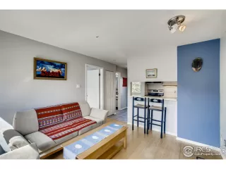 Photo #3: 951199 Listing