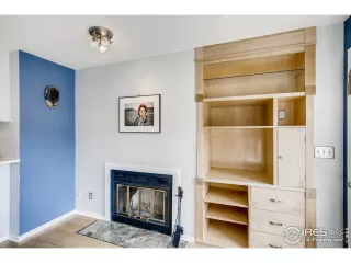 Photo #4: 951199 Listing