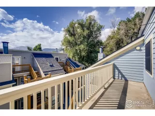 Photo #5: 951199 Listing