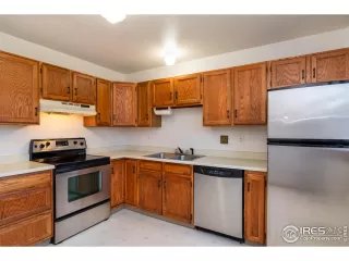 Photo #6: 951228 Listing