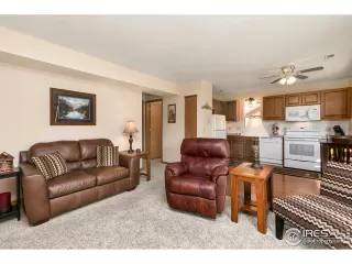 Photo #2: 951273 Listing