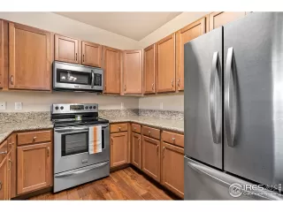 Photo #5: 951280 Listing